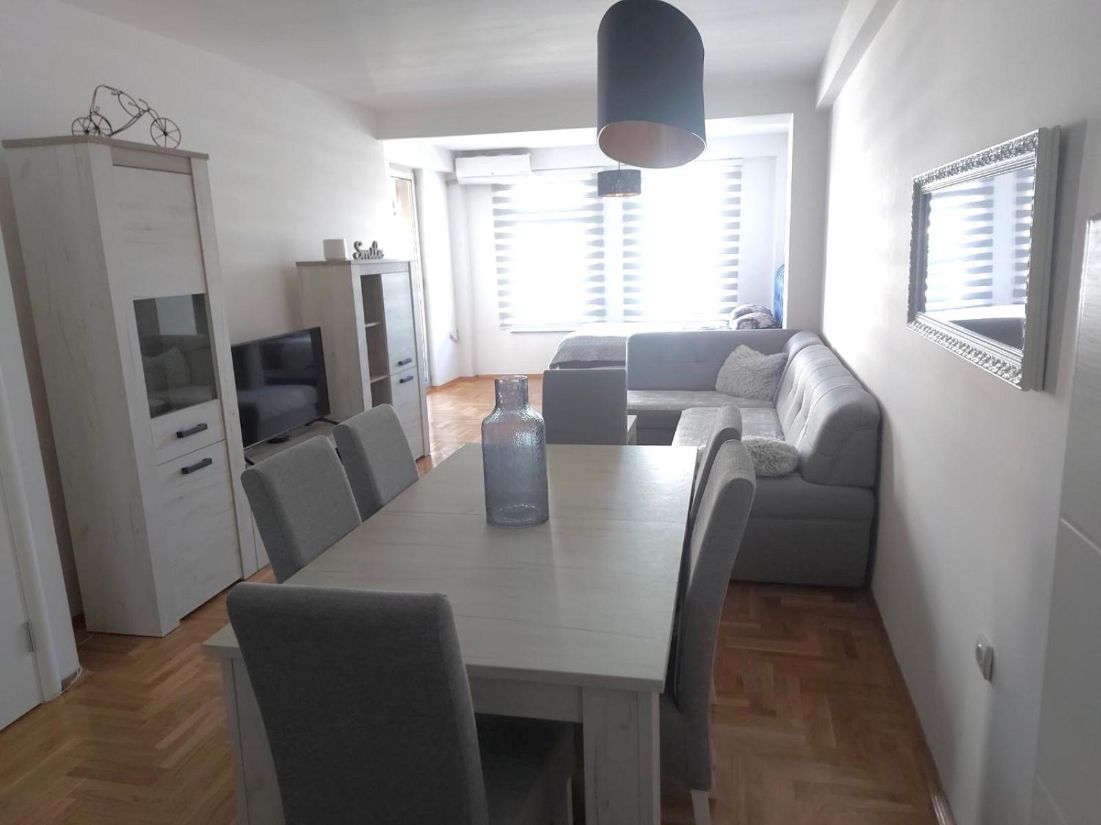 Apartman City Center 4-Setaliste Prijedor Exterior photo